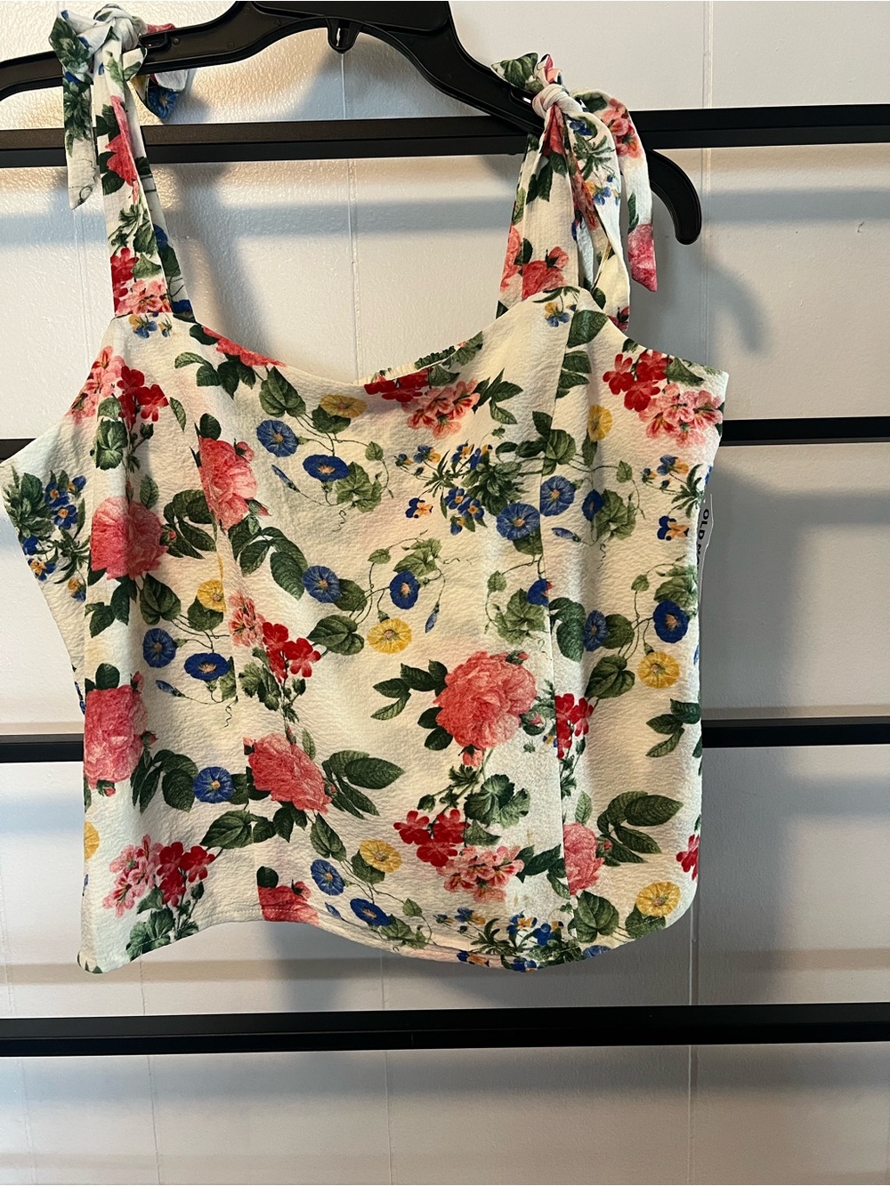 NWT Women’s Old Navy Tank Crop Top, Size Large, Super Cute, Floral, A14